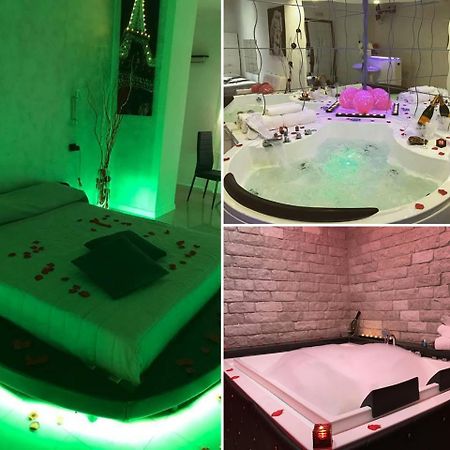 Hotel Joy Castel Volturno Buitenkant foto