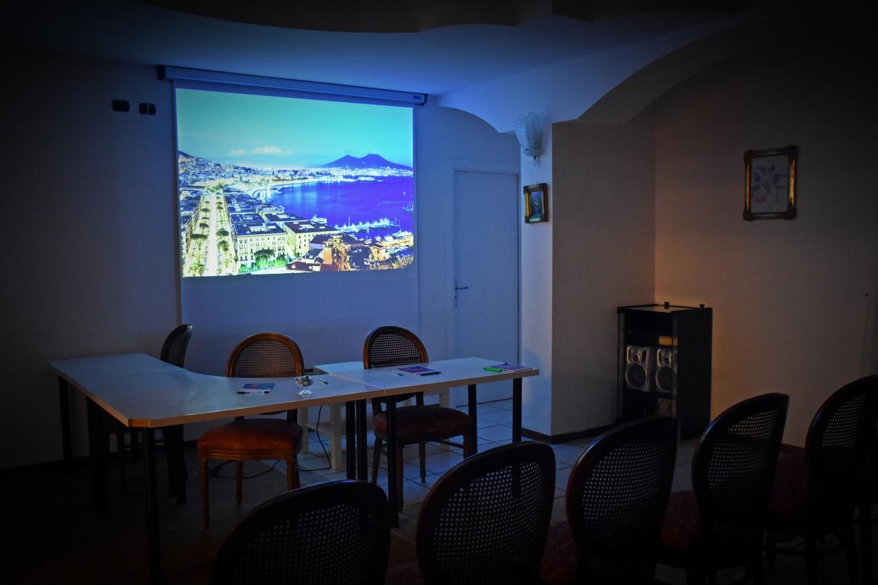Hotel Joy Castel Volturno Buitenkant foto