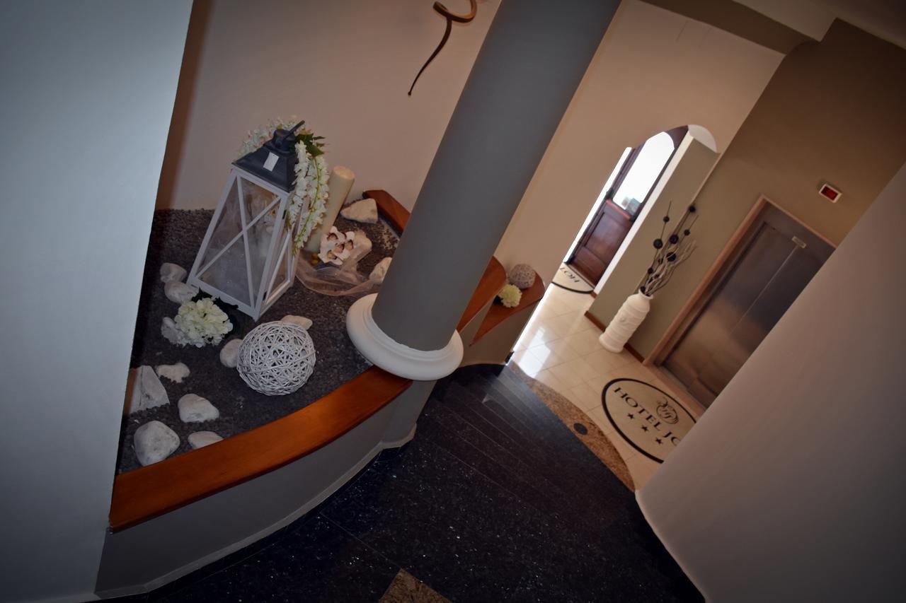 Hotel Joy Castel Volturno Buitenkant foto